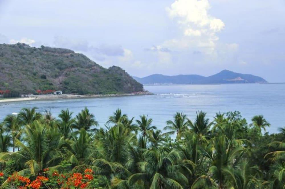 Sanya Luhuitou Resort & Spa Exterior photo